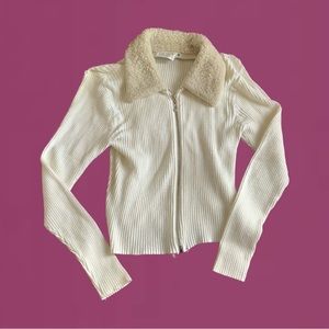 MCNY Made in New York Women’s Off-White Zip Up Cozy Sweater